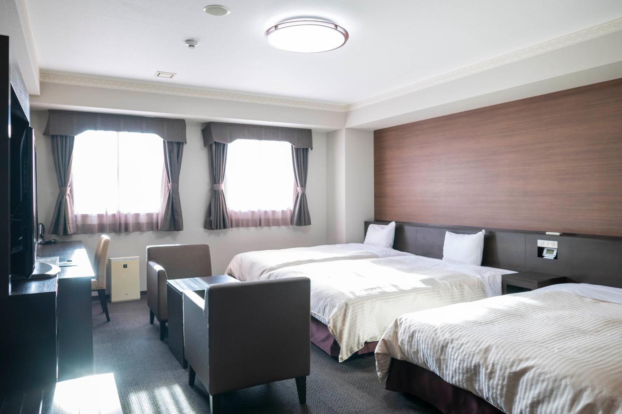 Hotel New Palace Šingu Exteriér fotografie